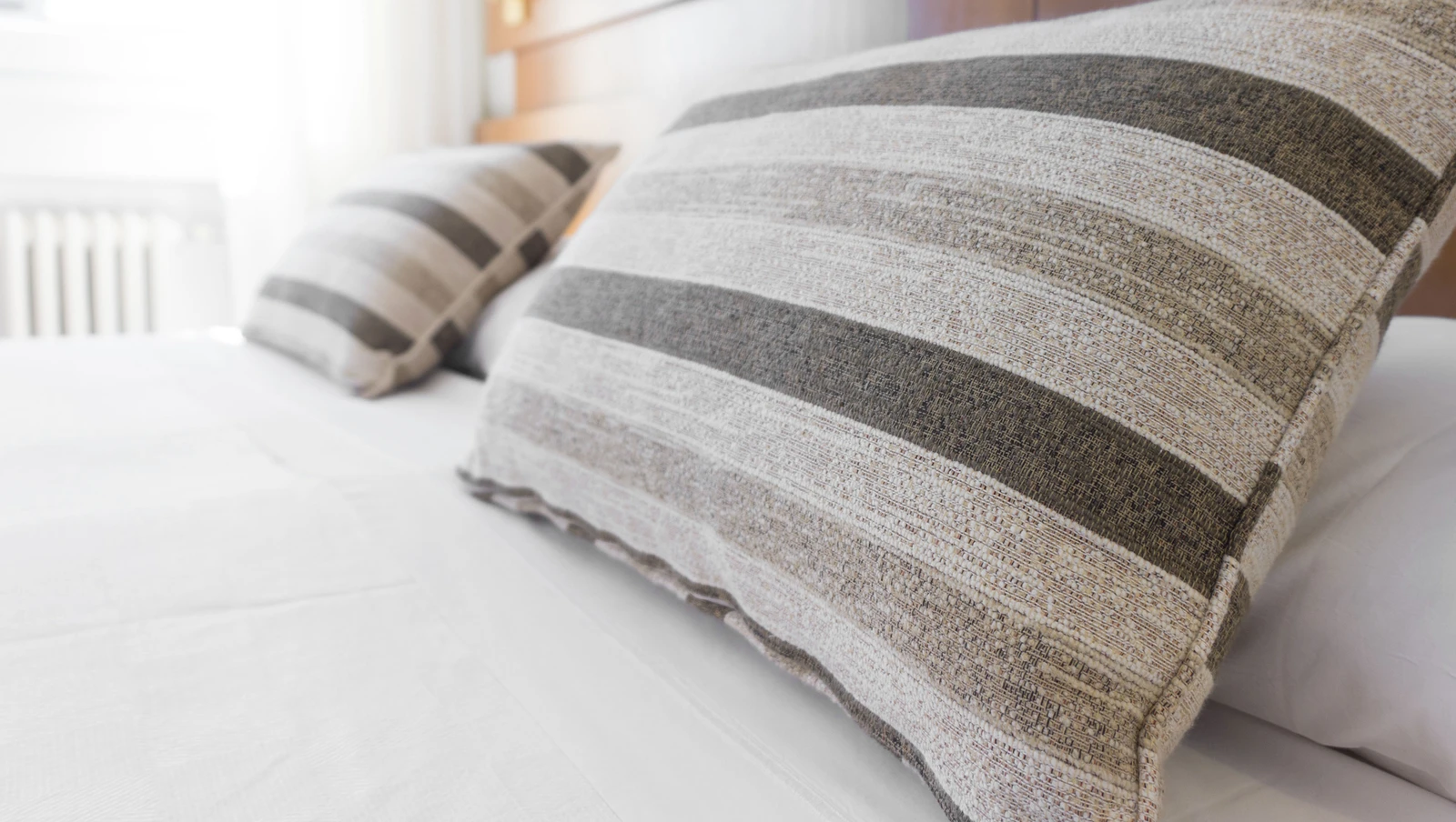 How To Know If It's Time For a New Pillow